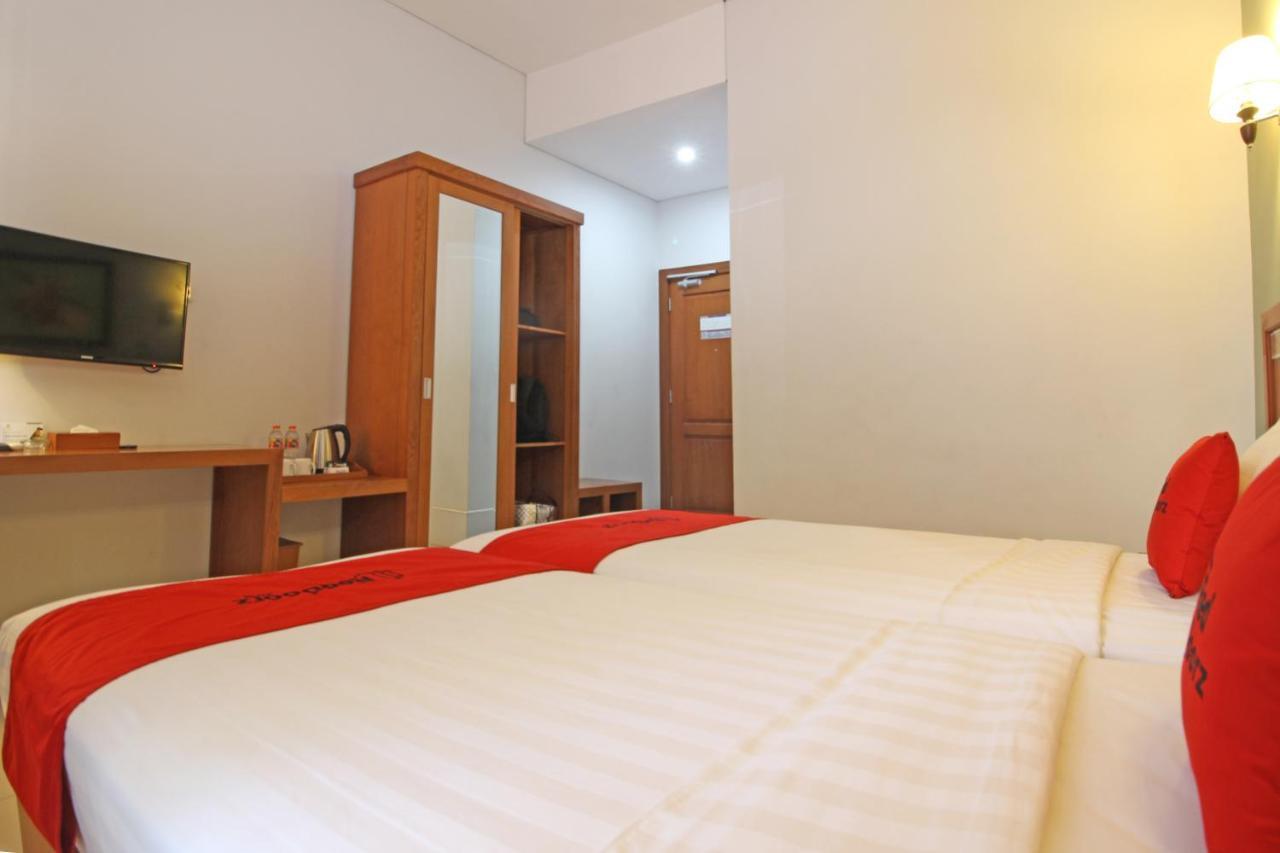 Reddoorz Premium Near Sleman City Hall Yogyakarta Luaran gambar