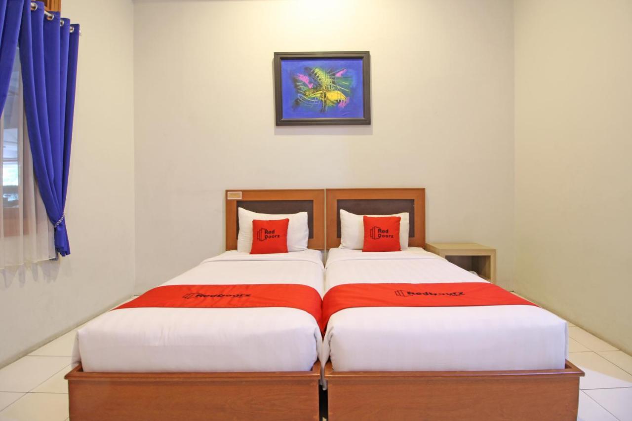 Reddoorz Premium Near Sleman City Hall Yogyakarta Luaran gambar