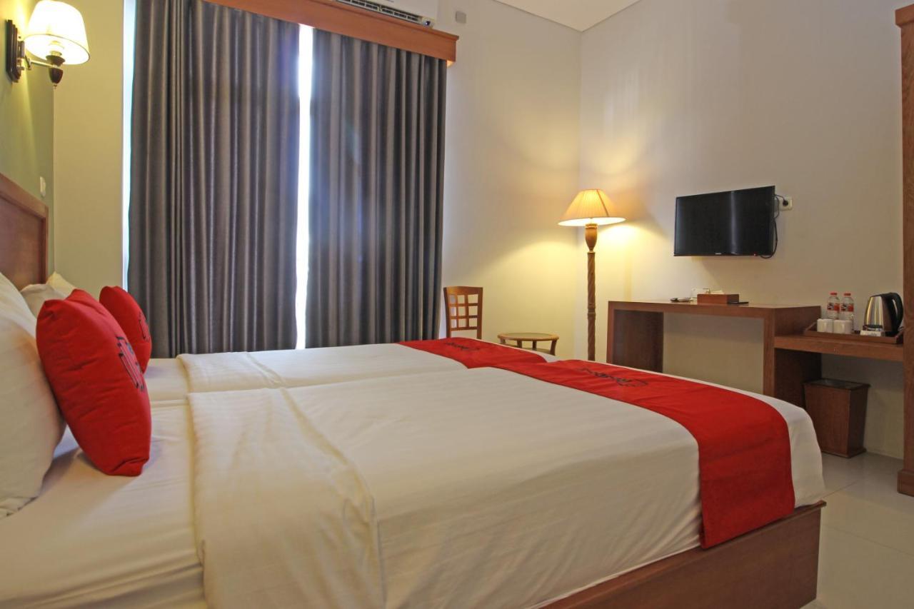 Reddoorz Premium Near Sleman City Hall Yogyakarta Luaran gambar