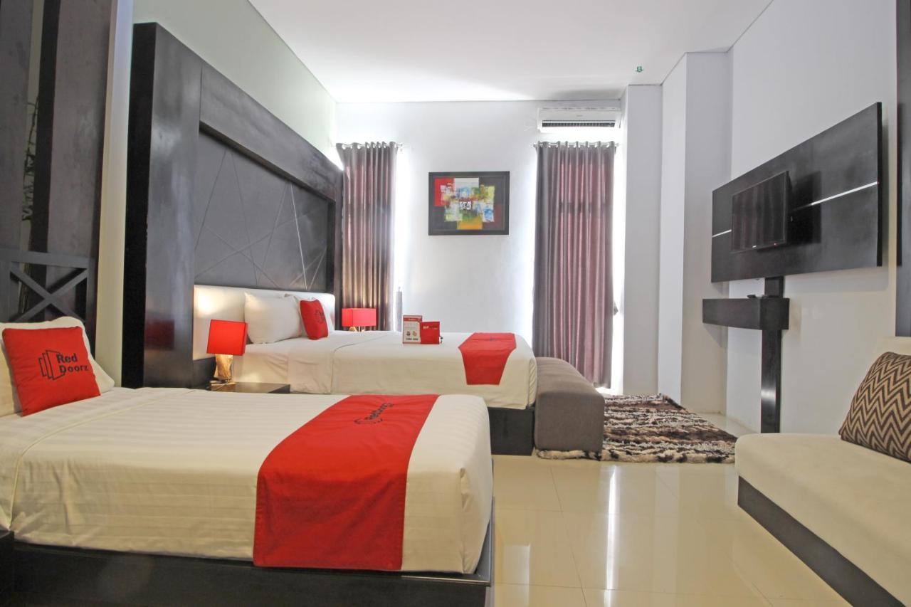 Reddoorz Premium Near Sleman City Hall Yogyakarta Luaran gambar