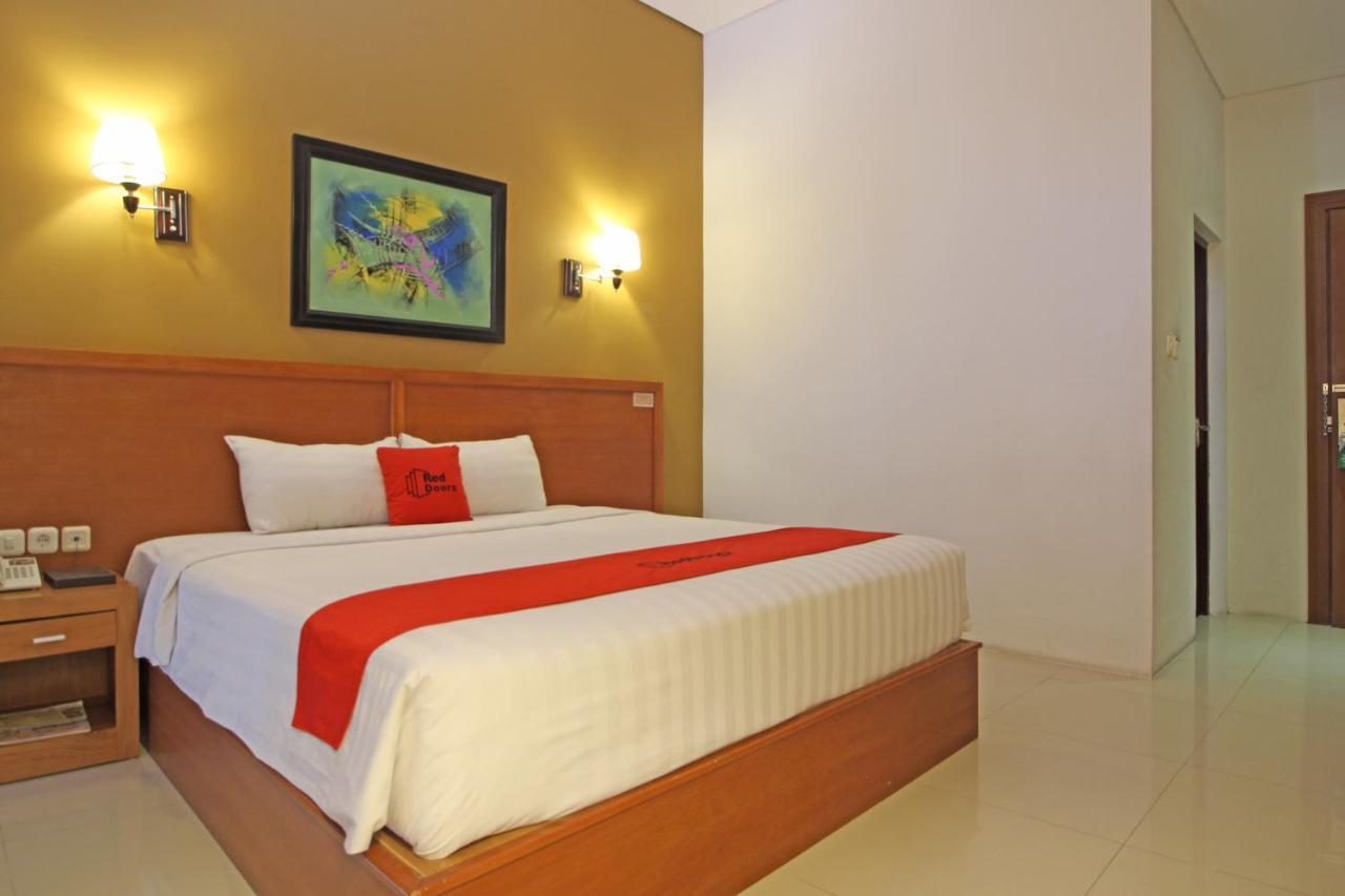 Reddoorz Premium Near Sleman City Hall Yogyakarta Luaran gambar
