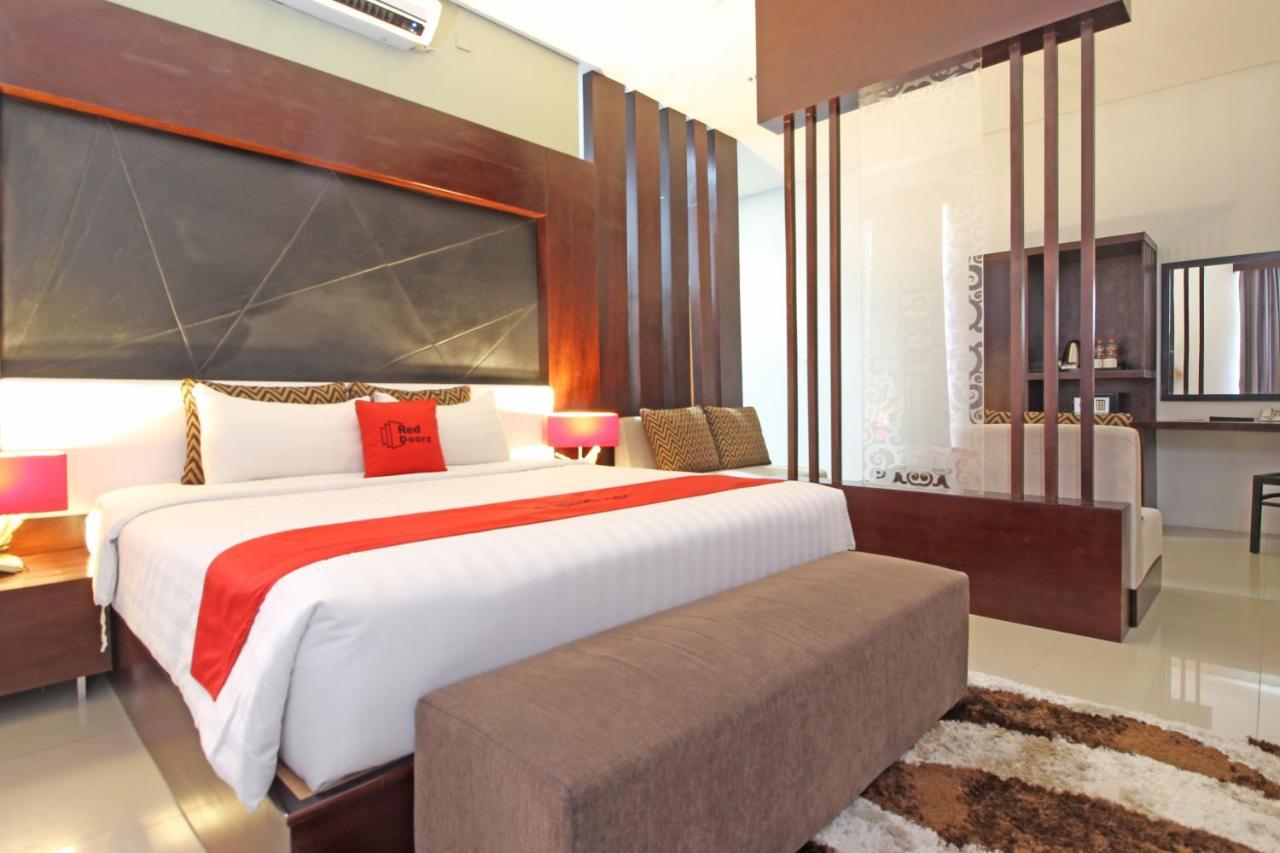Reddoorz Premium Near Sleman City Hall Yogyakarta Luaran gambar