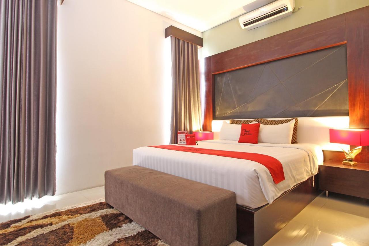 Reddoorz Premium Near Sleman City Hall Yogyakarta Luaran gambar