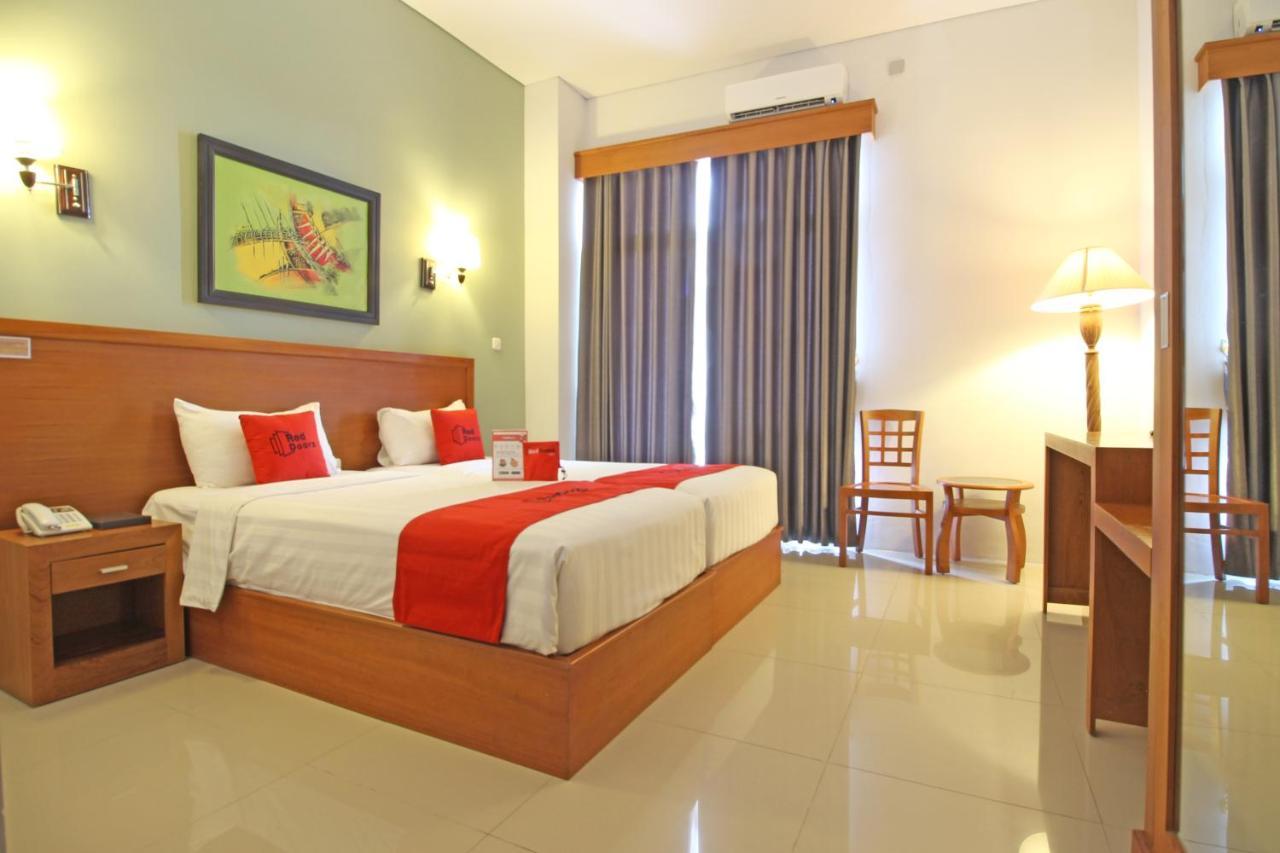 Reddoorz Premium Near Sleman City Hall Yogyakarta Luaran gambar