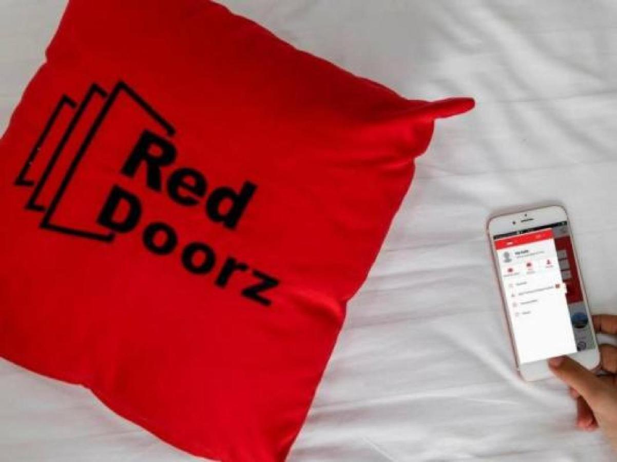 Reddoorz Premium Near Sleman City Hall Yogyakarta Luaran gambar